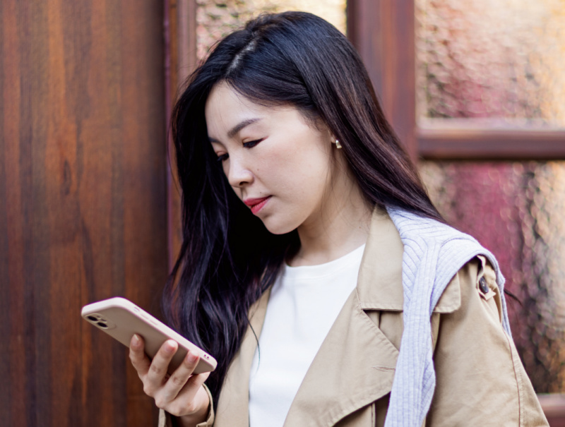 How to get rid of neck lines fast: treatment and prevention for deep neck wrinkles tech neck causes