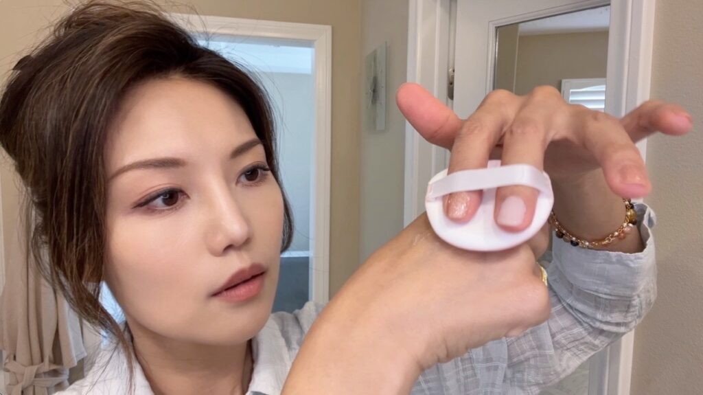 When is the best time to apply suscreen over makeup